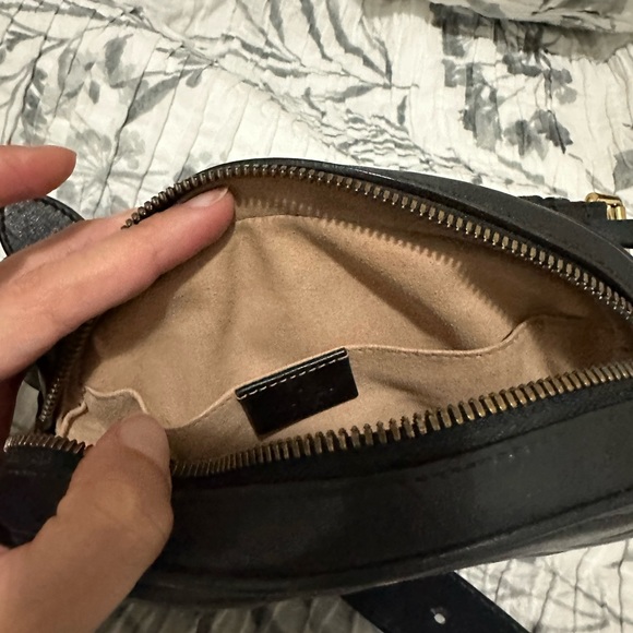 Gucci GG Marmont Matelasse Black Leather Belt Bag - Picture 8 of 11